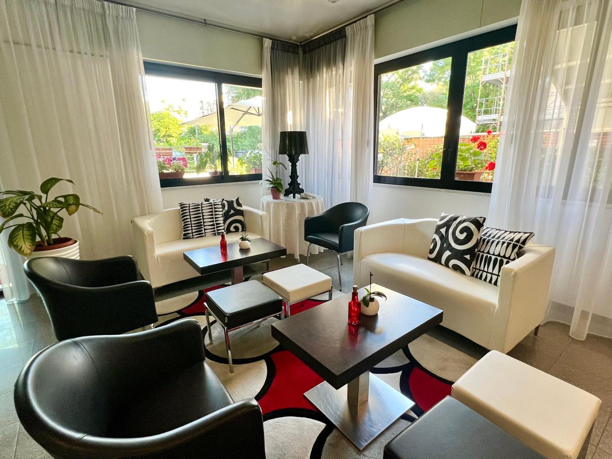 Hotel Betty Personal Style And Beach Village Rimini Exteriér fotografie